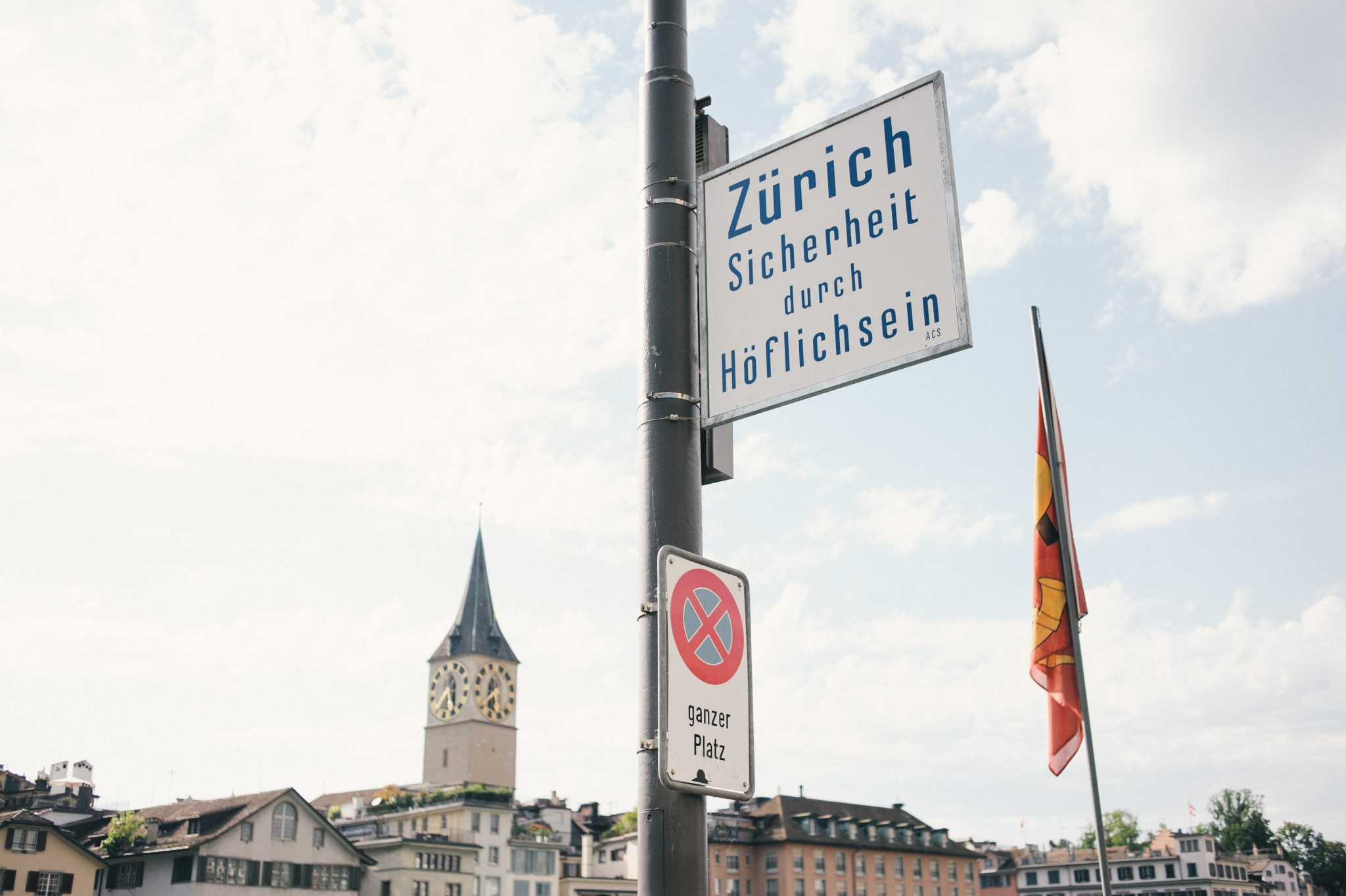 zurich signpost
